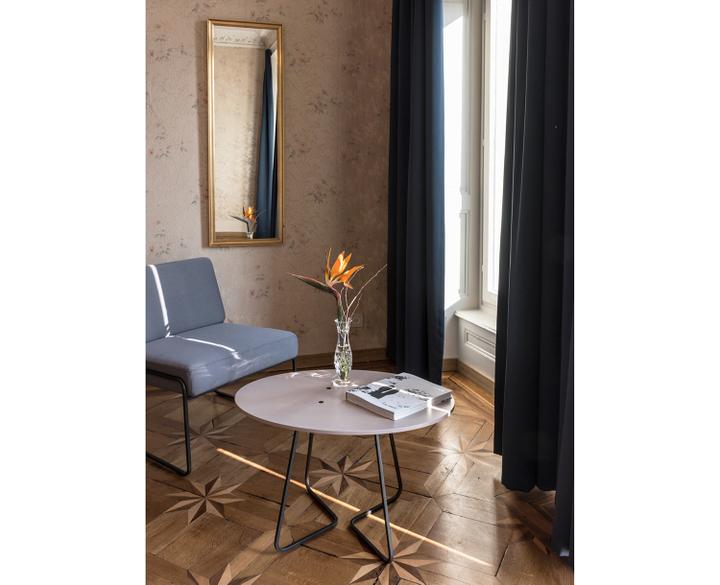 <p>Bereit für die Gäste: Blick in ein Zimmer im neuen Hotel Beau Séjour. (Bild: Mirjam Hiller)</p>