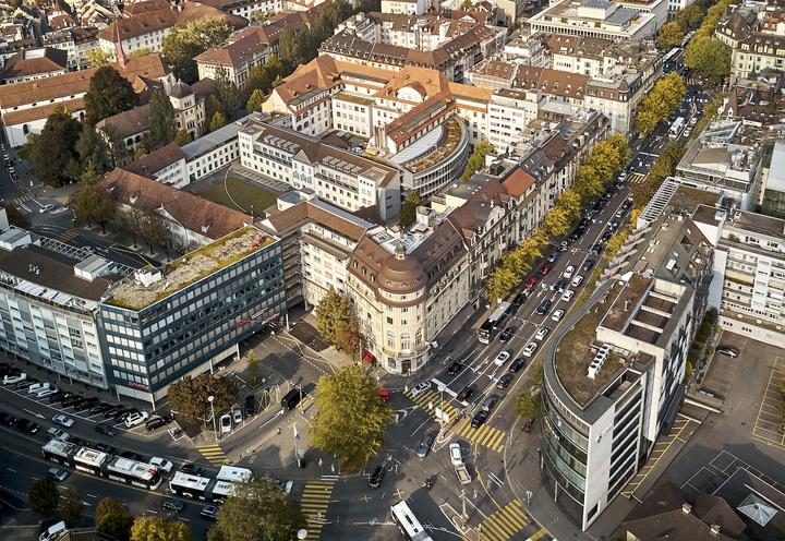 <p>Luftbild von Luzern mit dem Hotel Anker.</p>