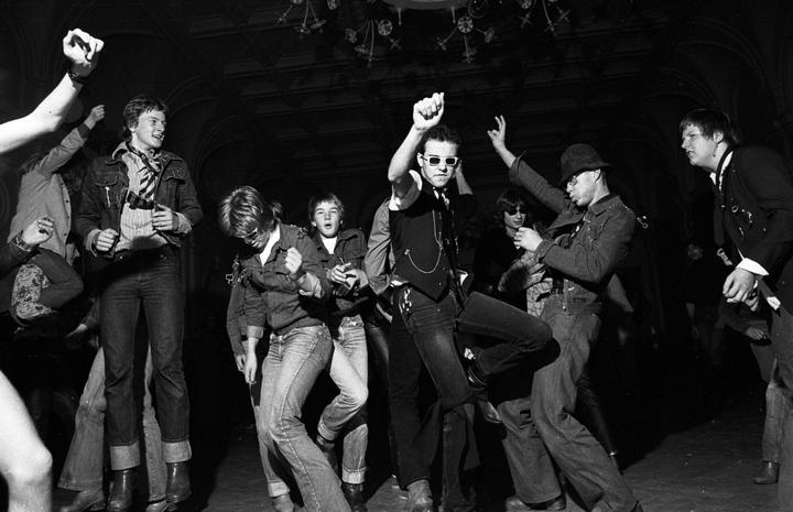 <p>Punk Disco im Hotel Union 27. November 1977. (Bild: Emanuel Ammon/AURA)</p>