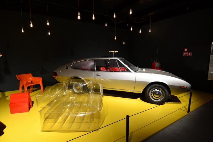 <p>Die neue Ausstellung im Verkehrshaus zeigt italienische Autoklassiker, unter anderem den Alfa Romeo 1750 GT.</p>