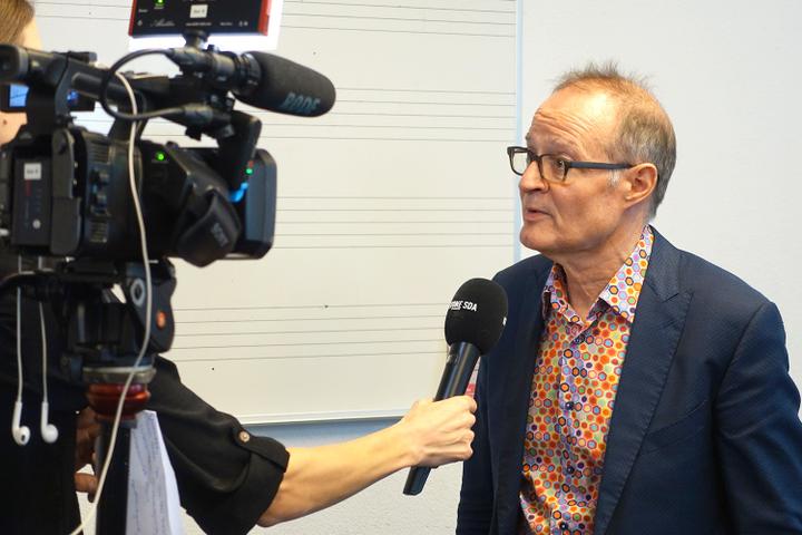 <p>Michael Kaufmann, Direktor der Musikhochschule, freut sich über den Medien-Hype.</p>