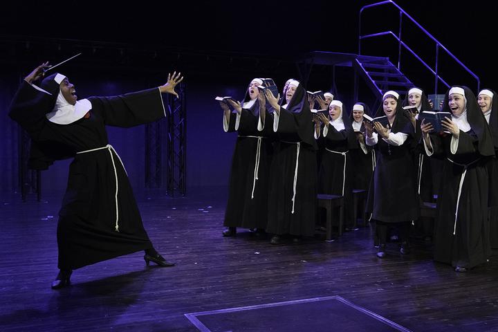 <p>Eindrücke aus dem Musical Sister Act, das aktuell Zuschauerrekorde bricht im Le Théâtre.</p>