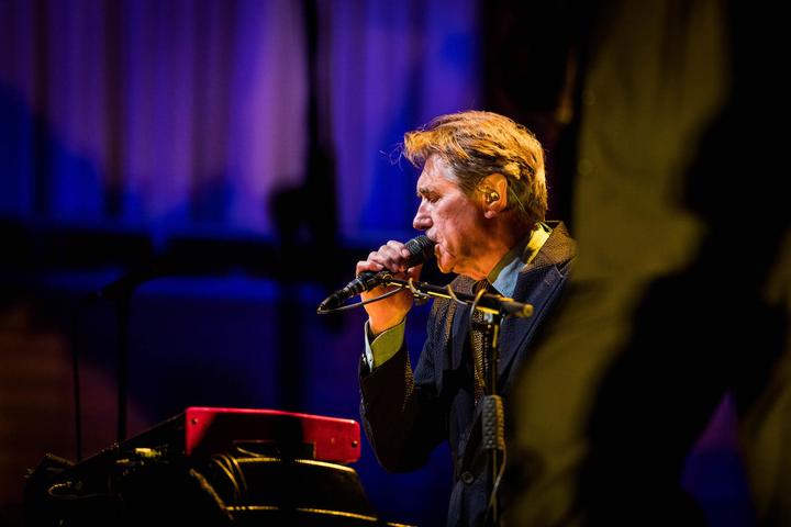 <p>Brian Ferry im KKL Luzern. (Bild: Marco Masiello)</p>