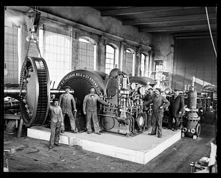<p>Emil Kreis, Turbinenhalle, Maschinenfabrik Th. Bell & Cie., Kriens um 1910.</p>