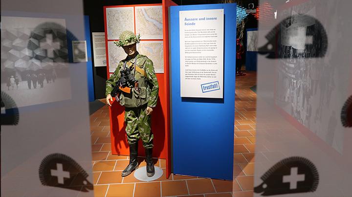 <p>Die Ausstellung zeigt die Kontroverse zwischen Armee und Friedensbewegung in der Schweiz.</p>