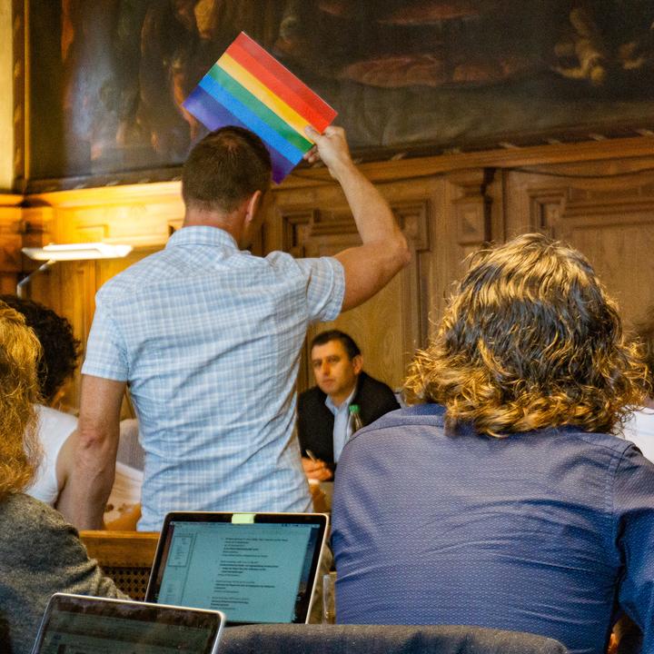 Stadt will queere Community stärken – aber nicht so richtig