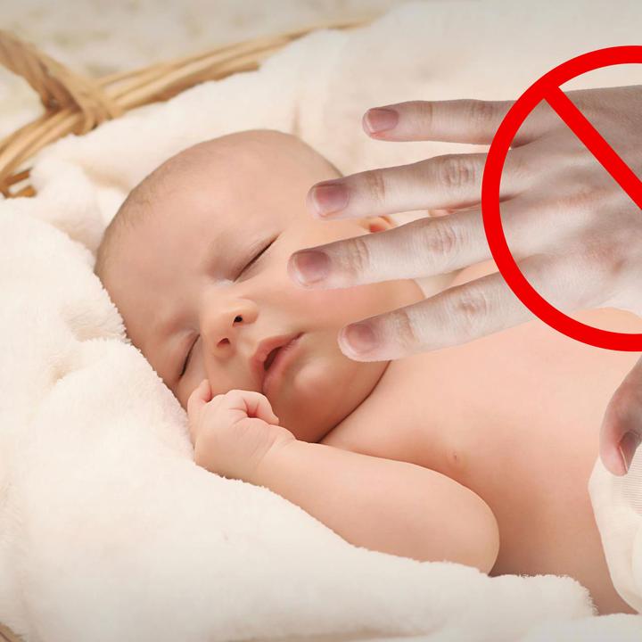 Baby nicht anfassen. Grenzen respektieren. Elternblog.